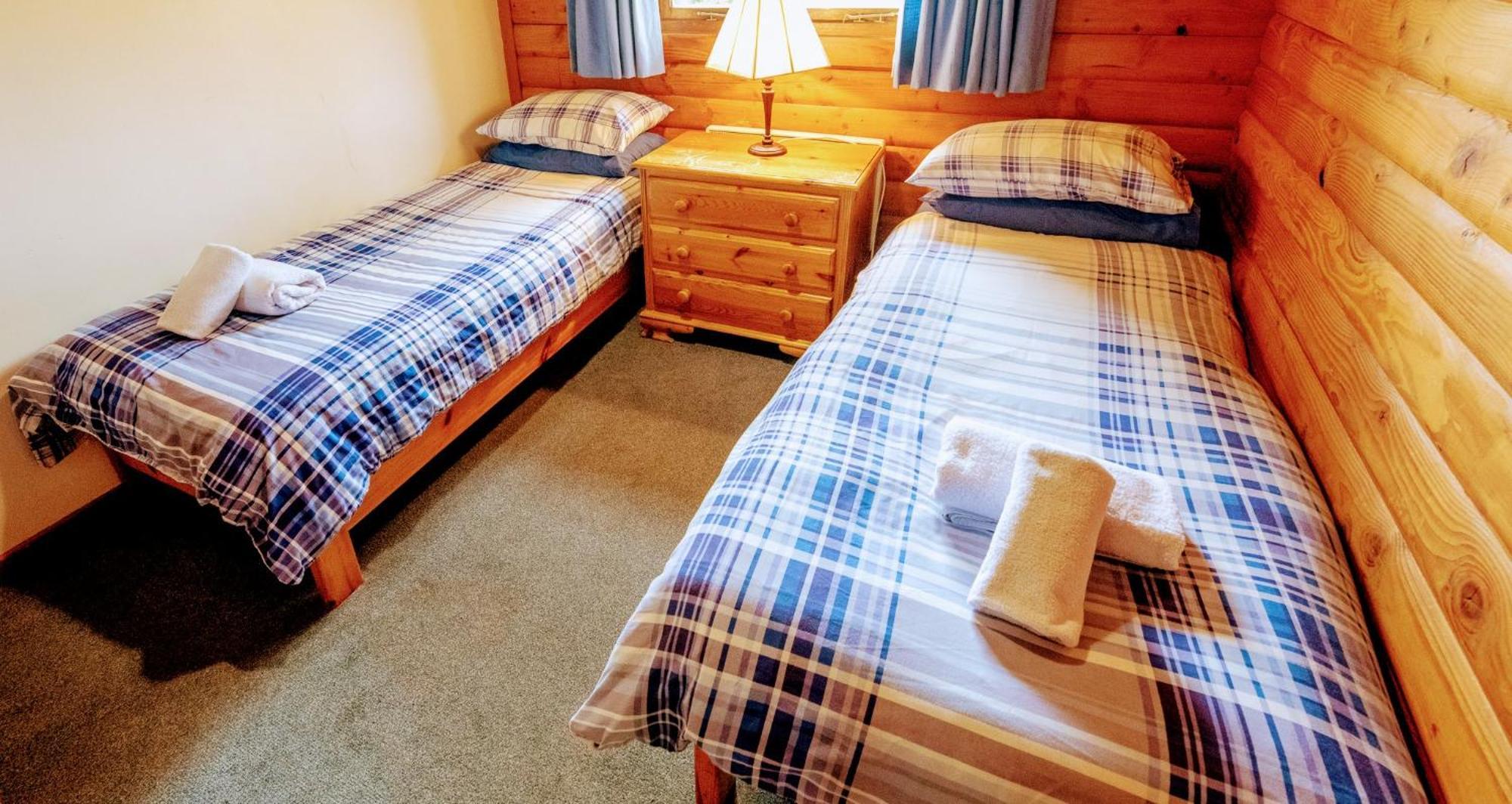 Loch Insh Chalets Ltd Kincraig Exteriör bild