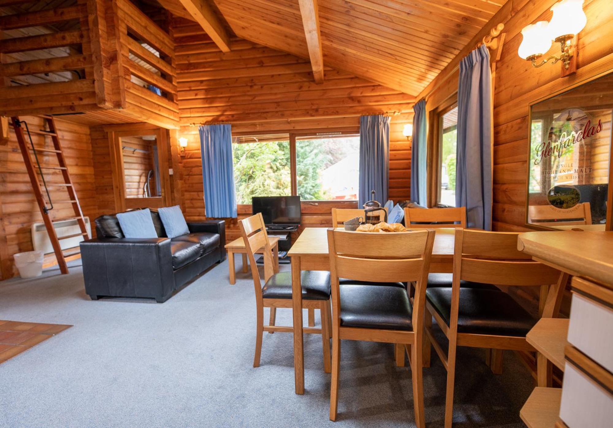 Loch Insh Chalets Ltd Kincraig Exteriör bild