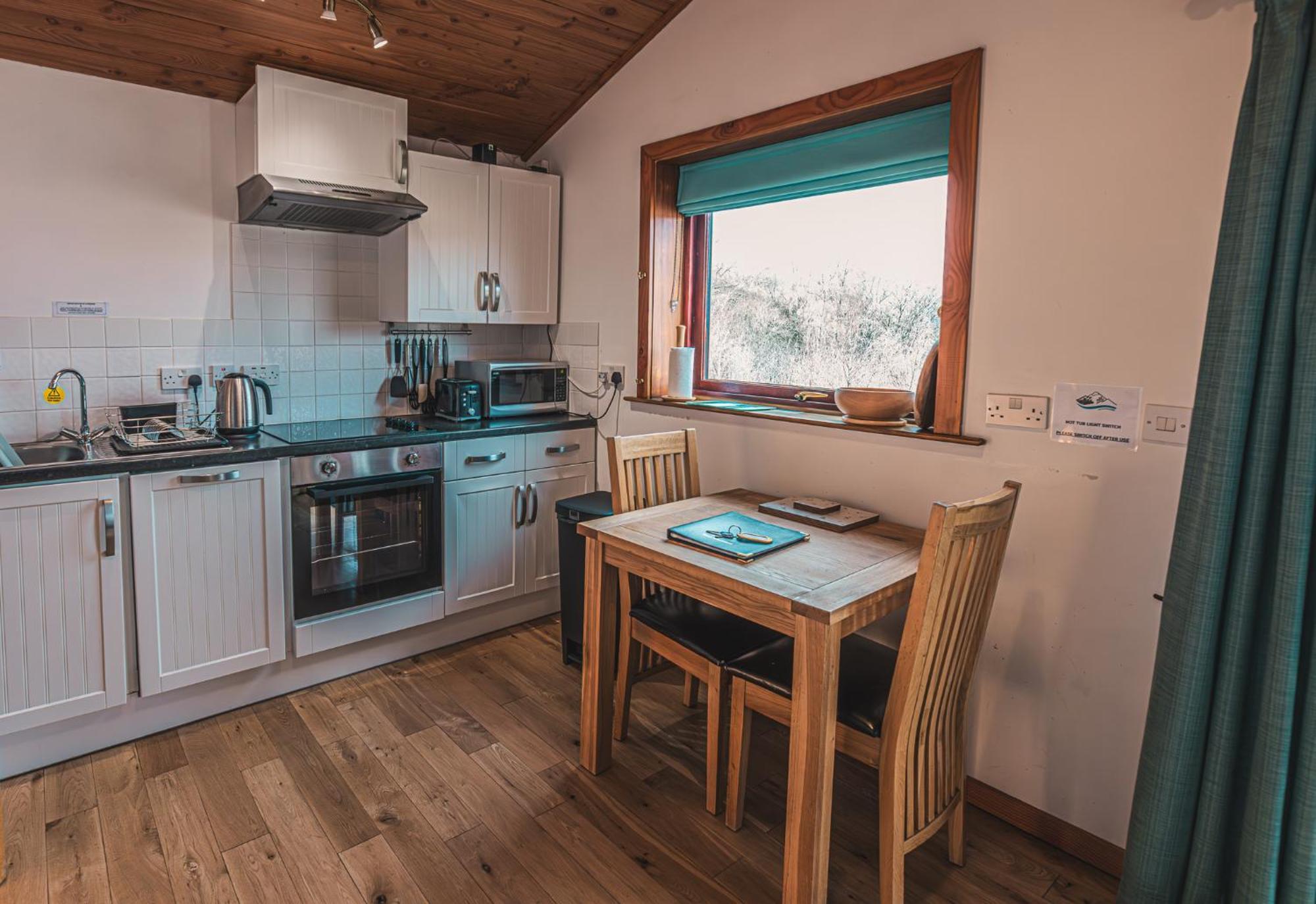 Loch Insh Chalets Ltd Kincraig Exteriör bild