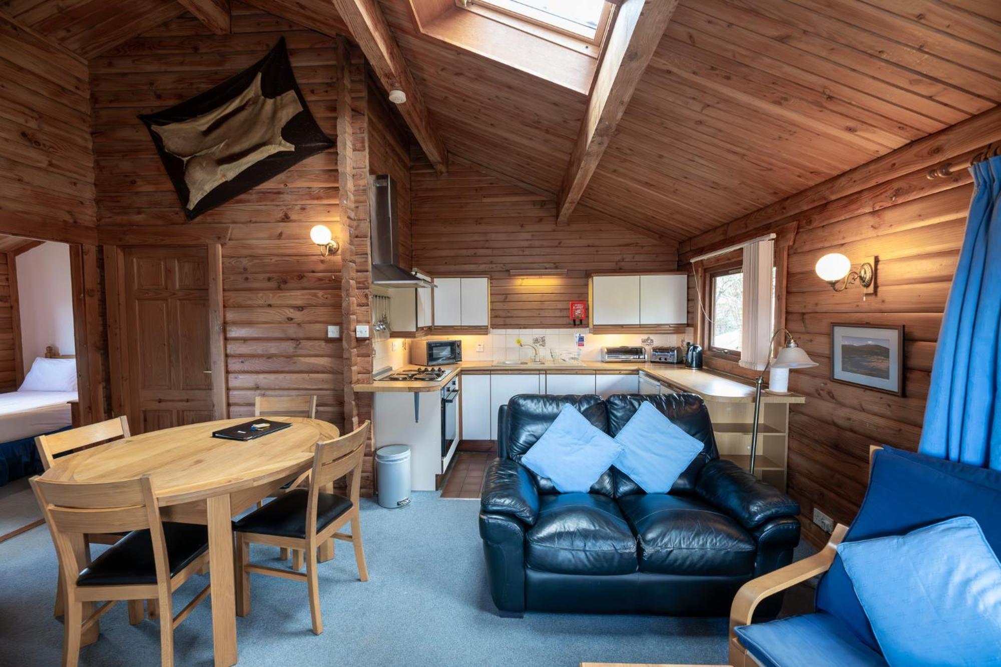 Loch Insh Chalets Ltd Kincraig Rum bild