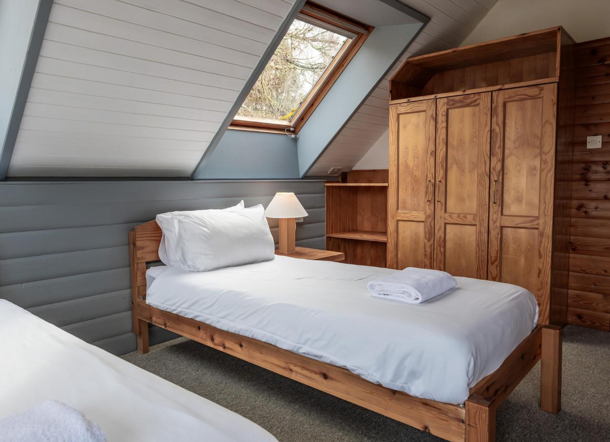 Loch Insh Chalets Ltd Kincraig Rum bild