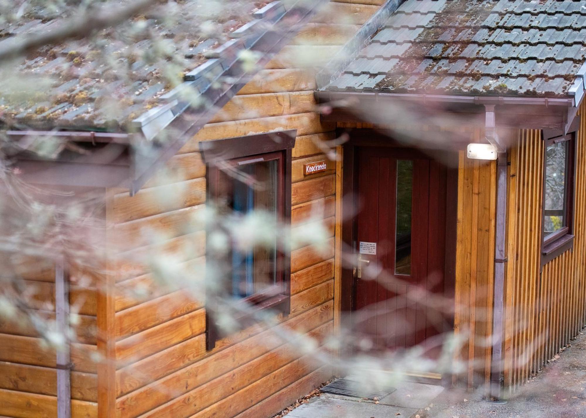 Loch Insh Chalets Ltd Kincraig Rum bild