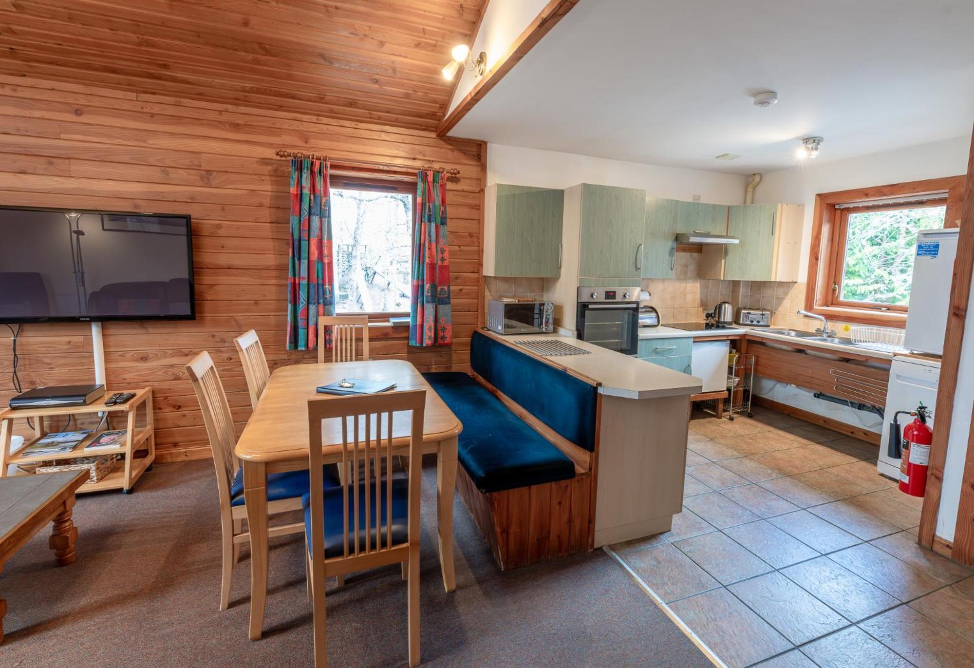 Loch Insh Chalets Ltd Kincraig Rum bild