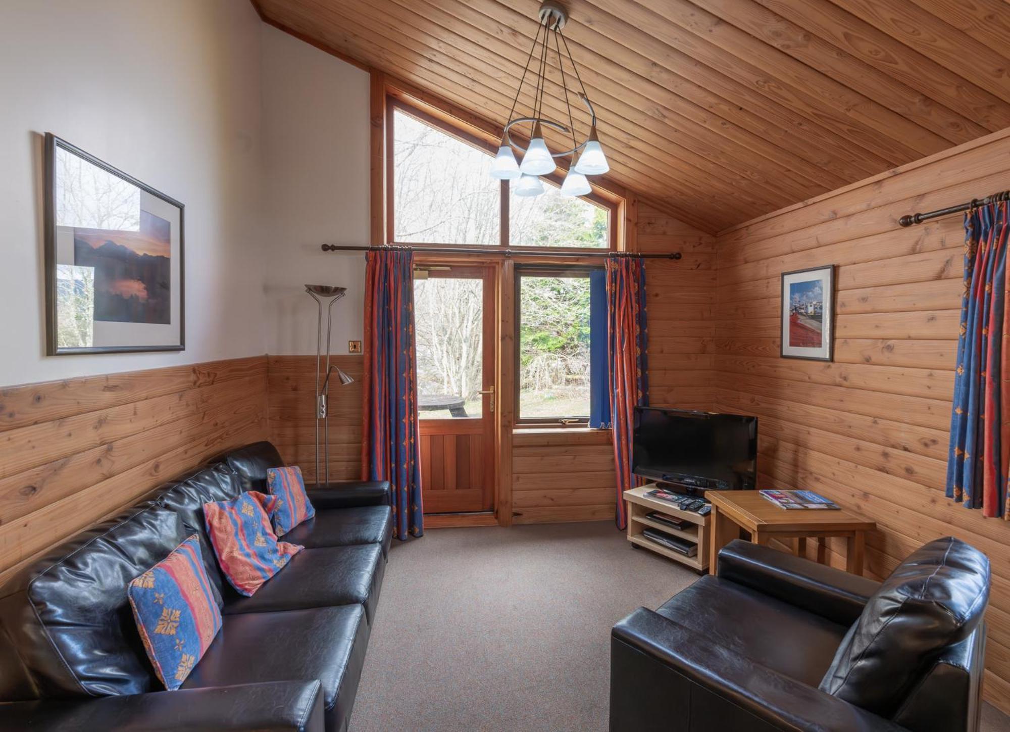 Loch Insh Chalets Ltd Kincraig Rum bild